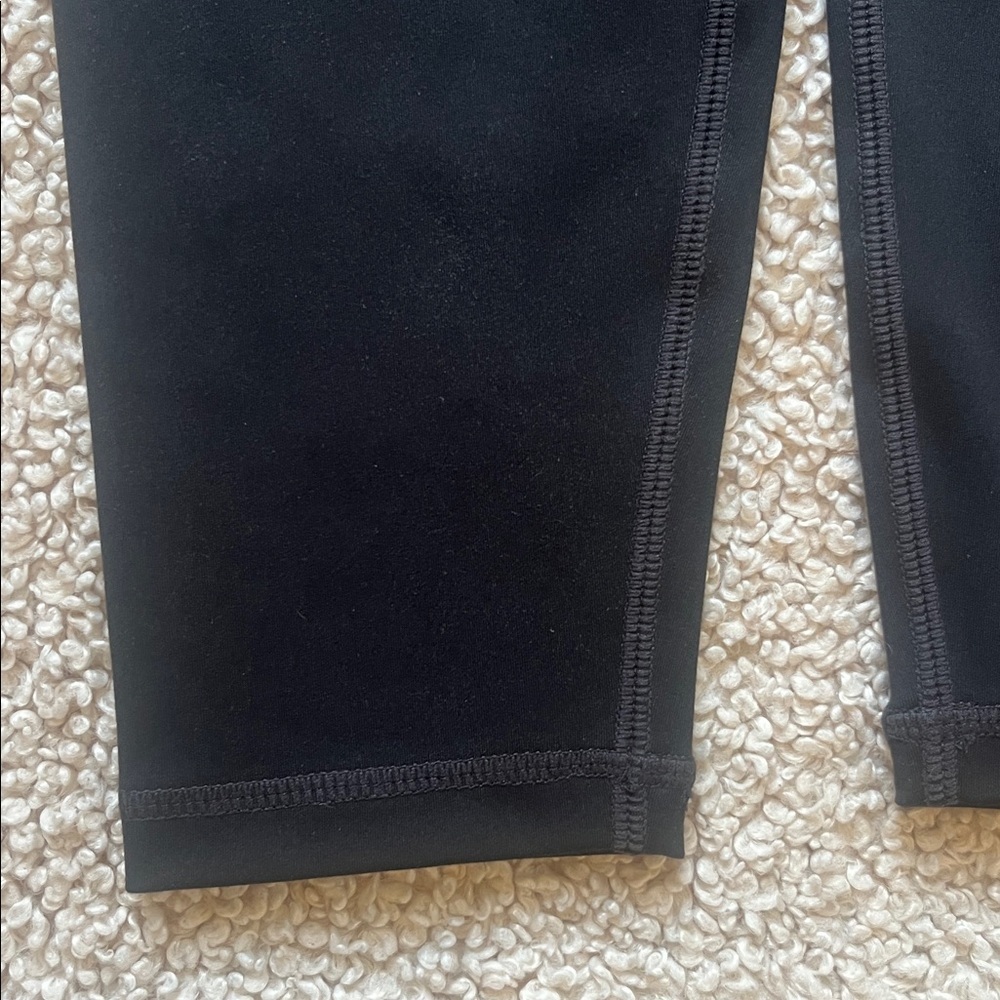 GapFit Movement Onesie NWT Size Medium - Picture 2 of 10